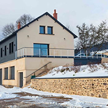 Gîte des Fous de la Crèche - GLUX-EN-GLENNE