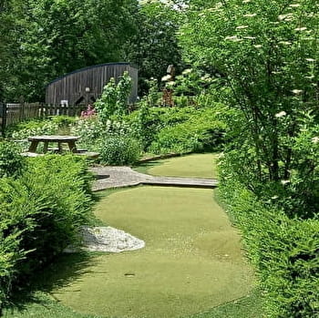 Mini-Golf du camping de l'Etang du Goulot - LORMES