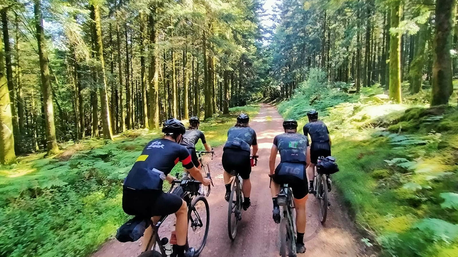 Circuit de Gravel: Boucle 60km de Montigny-en-Morvan