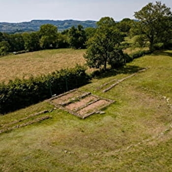 Théâtre antique des Bardiaux, site archéologique - ARLEUF